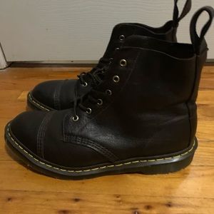 dr martens arthur kudu